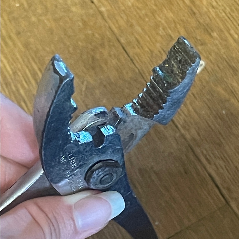 Craftsman Silver Pliers - Picture 15 of 16